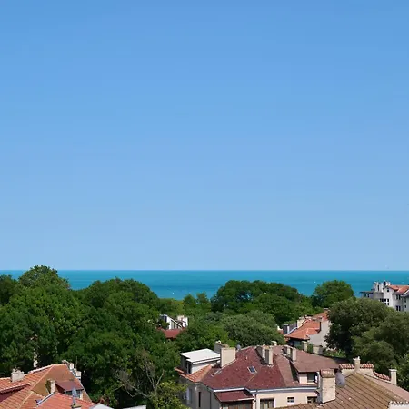 Sirena Seaview - Free Parking