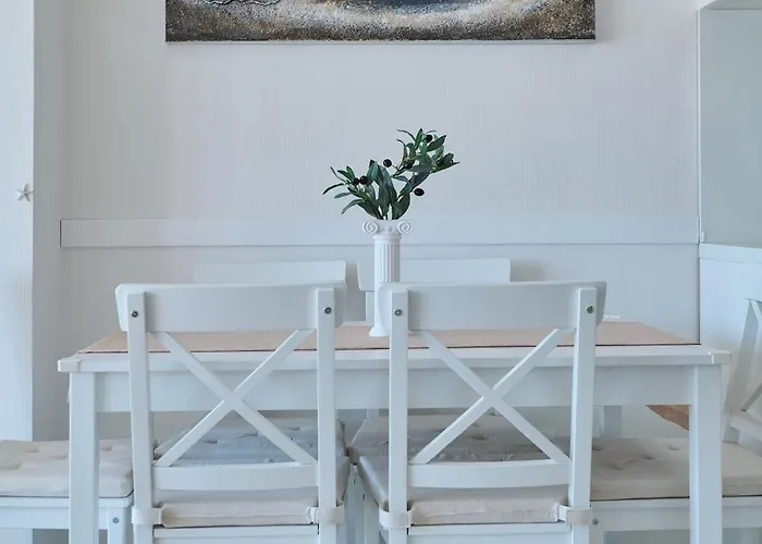 Sirena Seaview - Free Parking Апартамент *