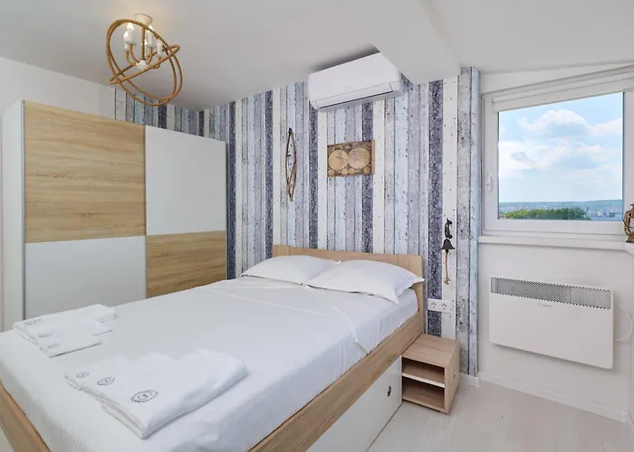 Sirena Seaview - Free Parking Апартамент