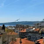 Sirena Seaview - Free Parking Apartment