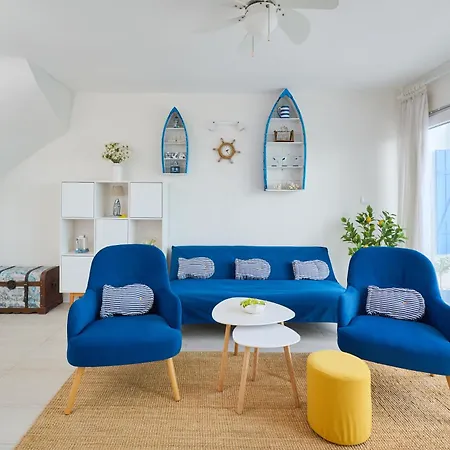 Sirena Seaview - Free Parking